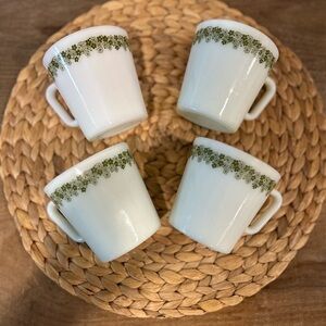 Vintage Pyrex Mugs Set
